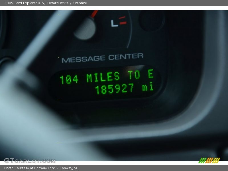 Oxford White / Graphite 2005 Ford Explorer XLS