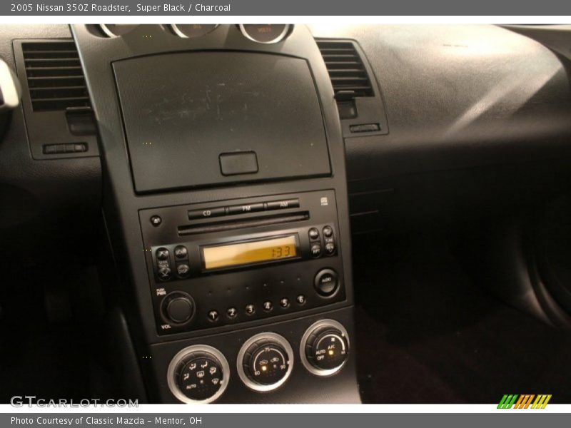 Super Black / Charcoal 2005 Nissan 350Z Roadster