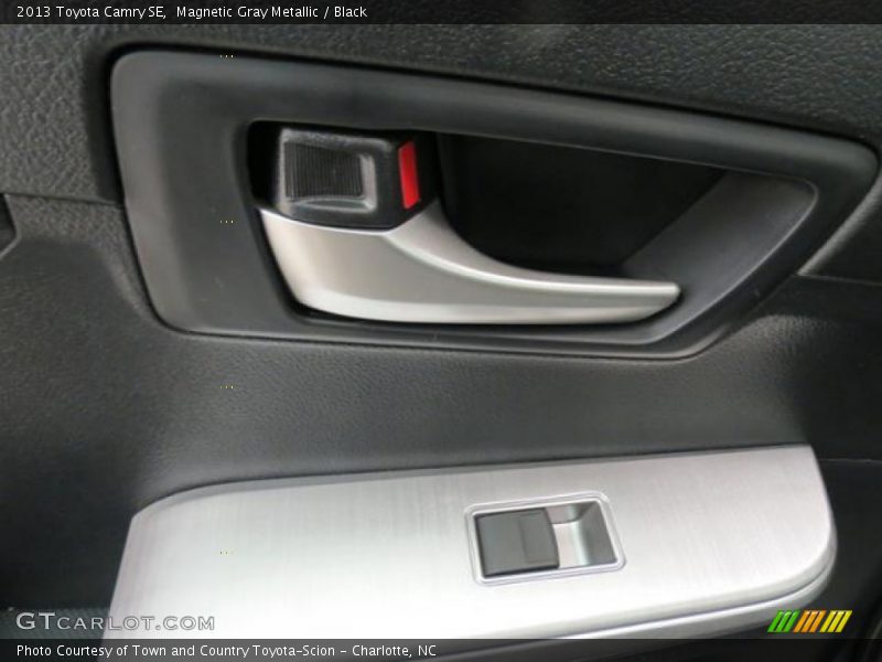 Magnetic Gray Metallic / Black 2013 Toyota Camry SE