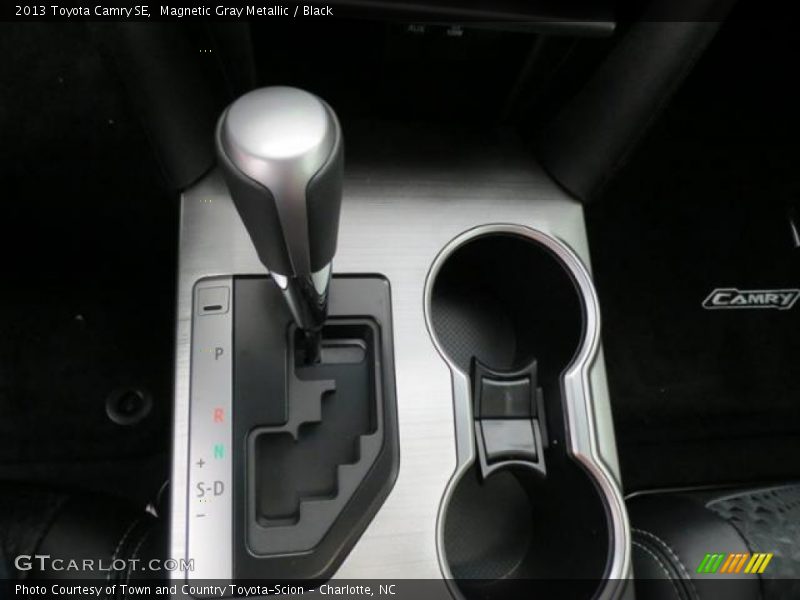 Magnetic Gray Metallic / Black 2013 Toyota Camry SE