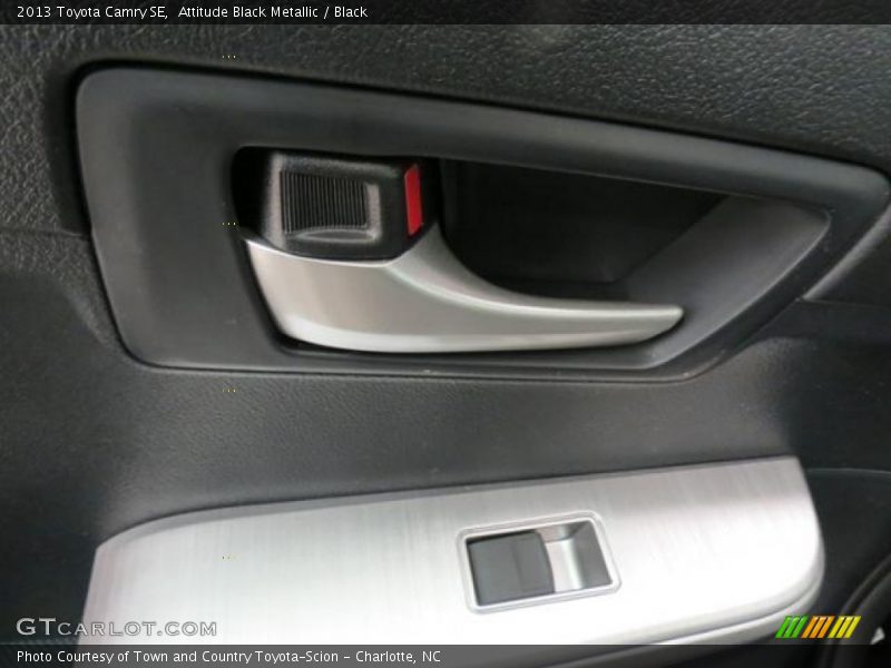 Attitude Black Metallic / Black 2013 Toyota Camry SE