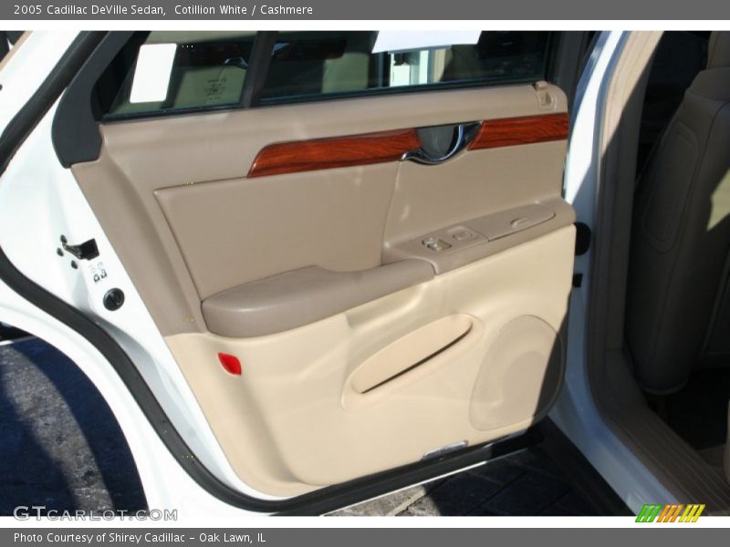 Door Panel of 2005 DeVille Sedan