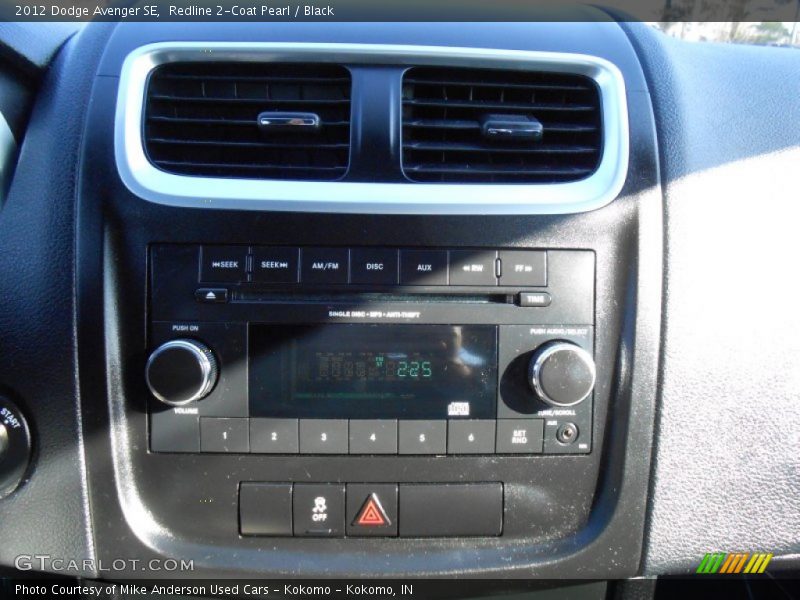 Redline 2-Coat Pearl / Black 2012 Dodge Avenger SE