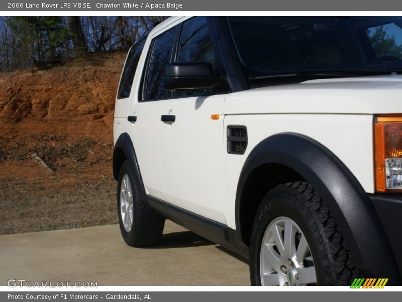 Chawton White / Alpaca Beige 2006 Land Rover LR3 V8 SE