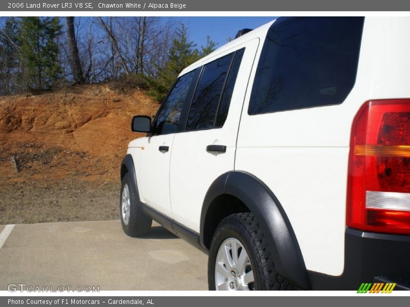 Chawton White / Alpaca Beige 2006 Land Rover LR3 V8 SE