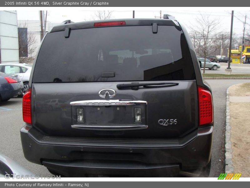 Silver Graphite Gray / Graphite 2005 Infiniti QX 56 4WD