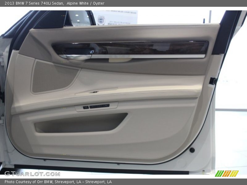 Door Panel of 2013 7 Series 740Li Sedan
