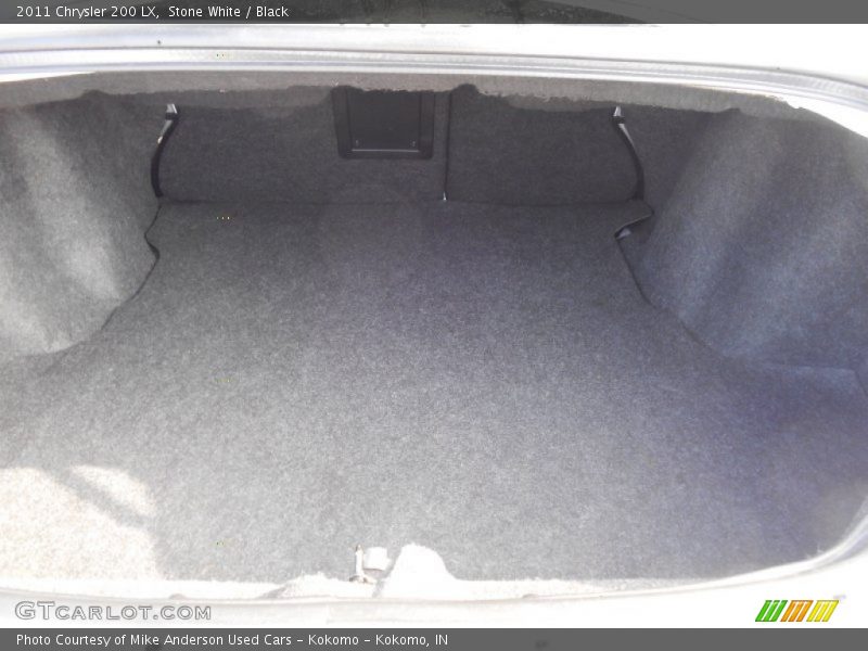 Stone White / Black 2011 Chrysler 200 LX