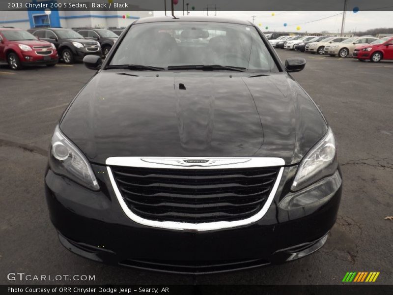 Black / Black 2013 Chrysler 200 S Sedan