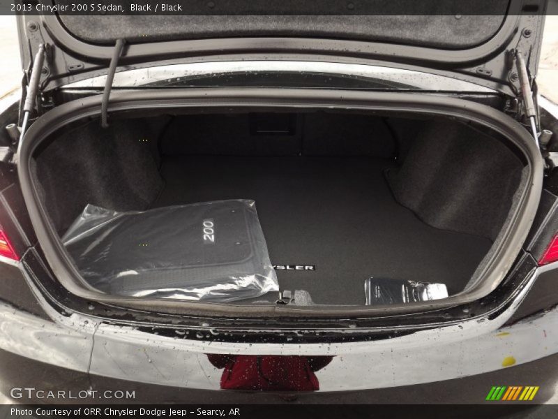 Black / Black 2013 Chrysler 200 S Sedan