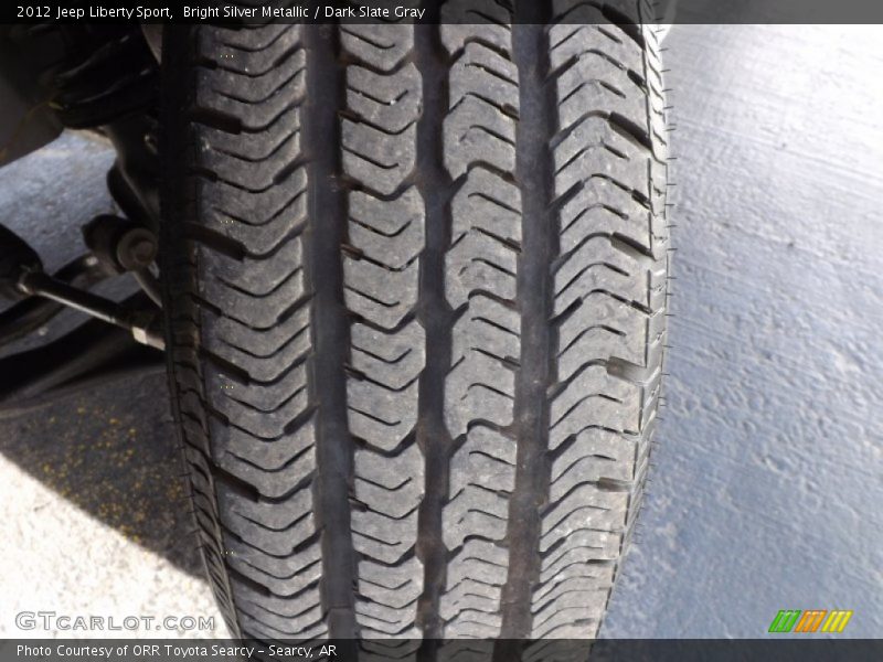 Bright Silver Metallic / Dark Slate Gray 2012 Jeep Liberty Sport