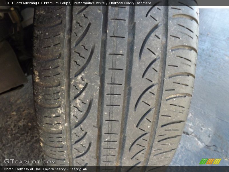 Performance White / Charcoal Black/Cashmere 2011 Ford Mustang GT Premium Coupe