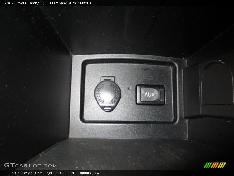 Desert Sand Mica / Bisque 2007 Toyota Camry LE