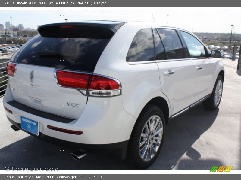 White Platinum Tri-Coat / Canyon 2013 Lincoln MKX FWD