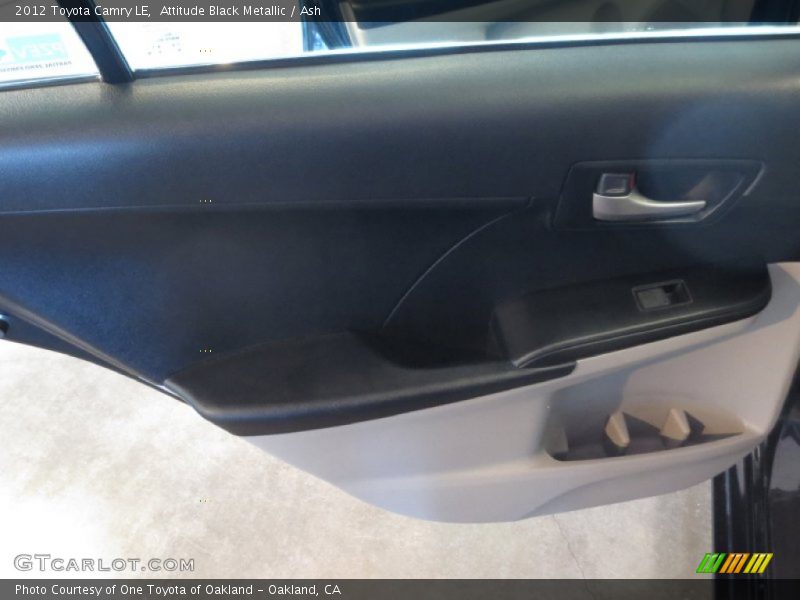 Attitude Black Metallic / Ash 2012 Toyota Camry LE