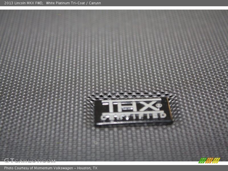 White Platinum Tri-Coat / Canyon 2013 Lincoln MKX FWD