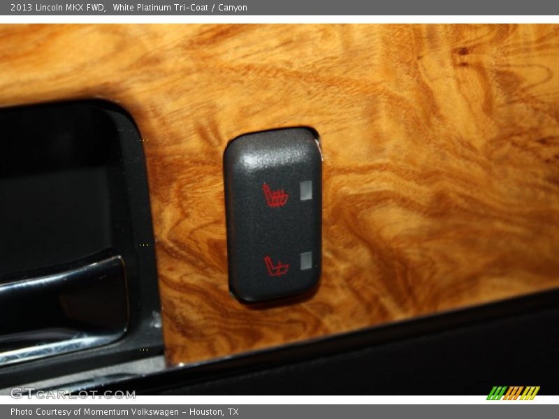 White Platinum Tri-Coat / Canyon 2013 Lincoln MKX FWD