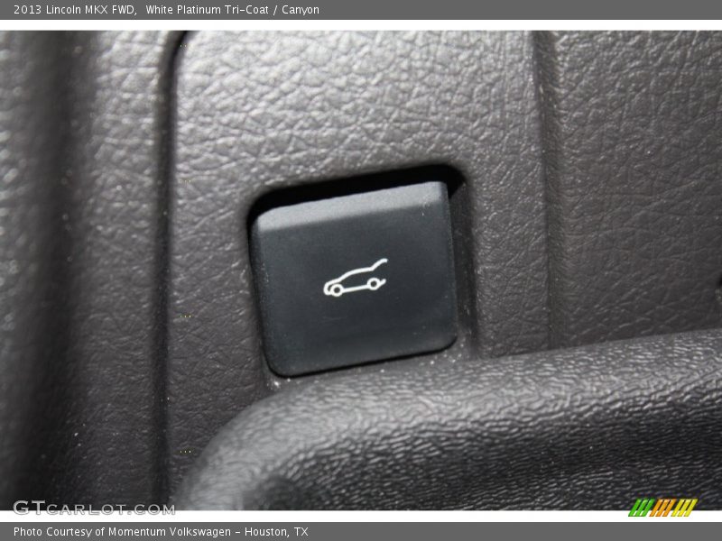 White Platinum Tri-Coat / Canyon 2013 Lincoln MKX FWD