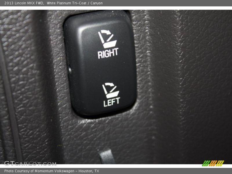 White Platinum Tri-Coat / Canyon 2013 Lincoln MKX FWD