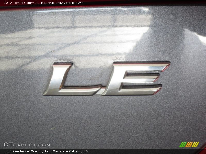 Magnetic Gray Metallic / Ash 2012 Toyota Camry LE