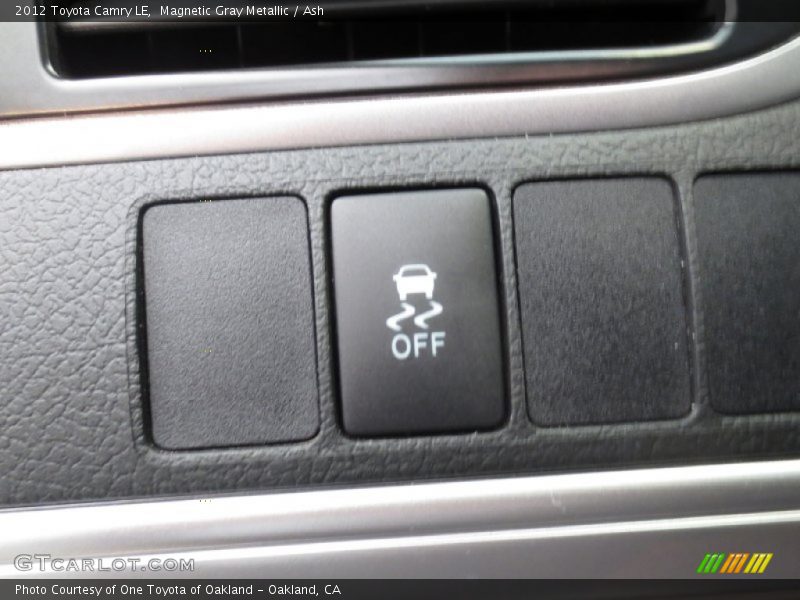 Magnetic Gray Metallic / Ash 2012 Toyota Camry LE
