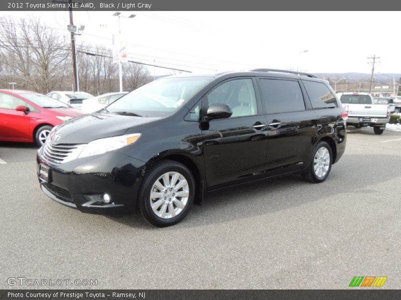 Black / Light Gray 2012 Toyota Sienna XLE AWD