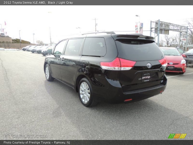 Black / Light Gray 2012 Toyota Sienna XLE AWD