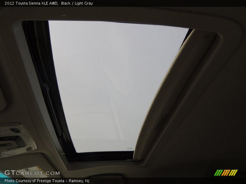 Black / Light Gray 2012 Toyota Sienna XLE AWD