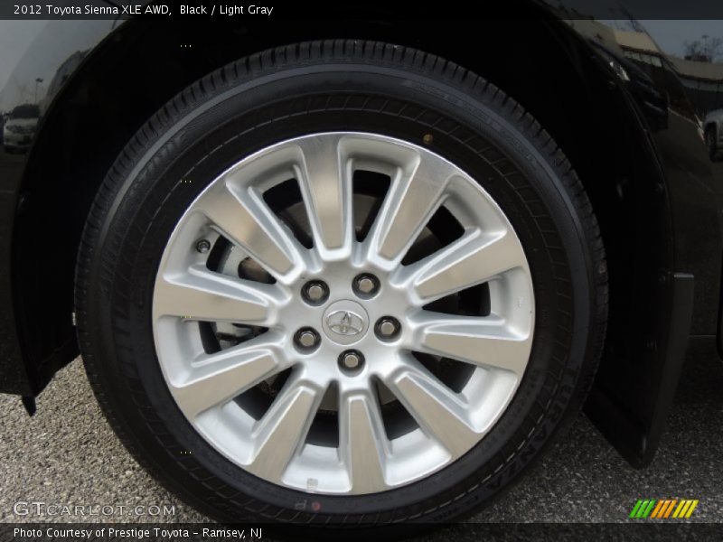 Black / Light Gray 2012 Toyota Sienna XLE AWD