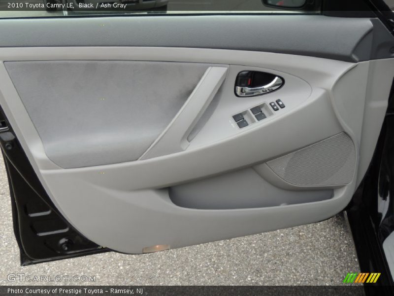 Black / Ash Gray 2010 Toyota Camry LE