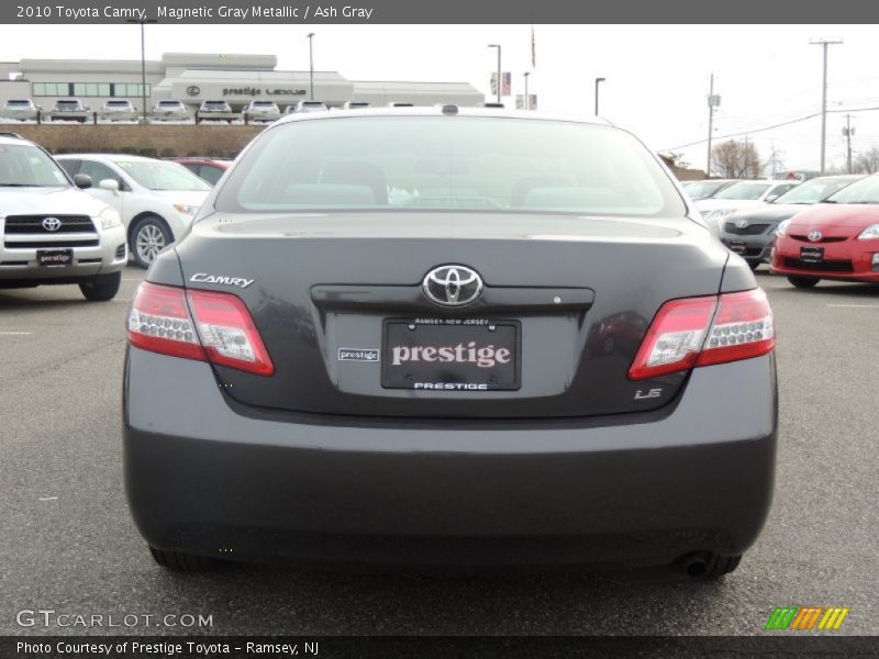 Magnetic Gray Metallic / Ash Gray 2010 Toyota Camry