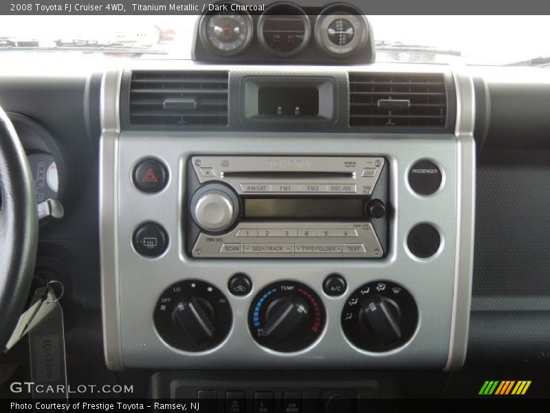 Titanium Metallic / Dark Charcoal 2008 Toyota FJ Cruiser 4WD