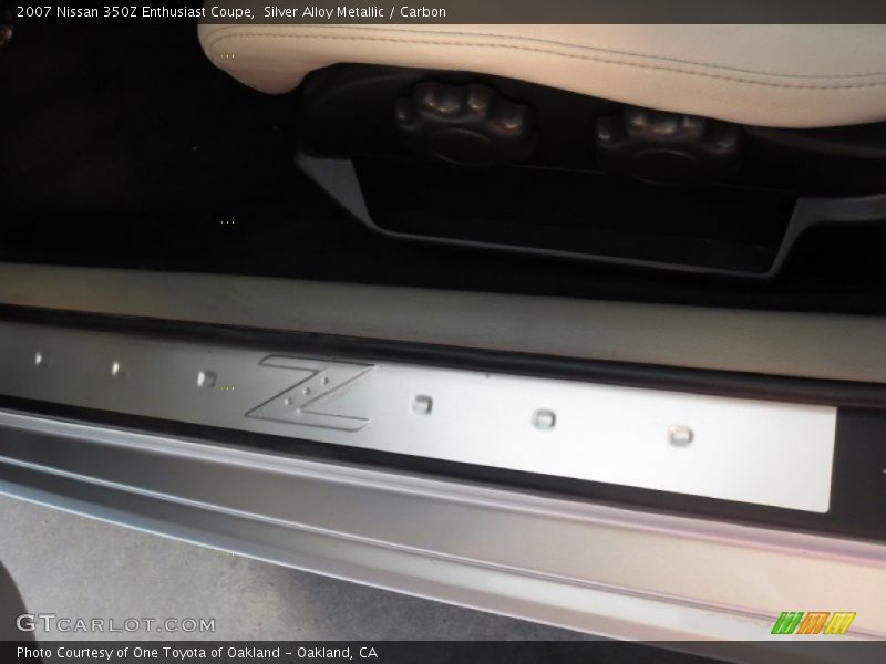 Silver Alloy Metallic / Carbon 2007 Nissan 350Z Enthusiast Coupe