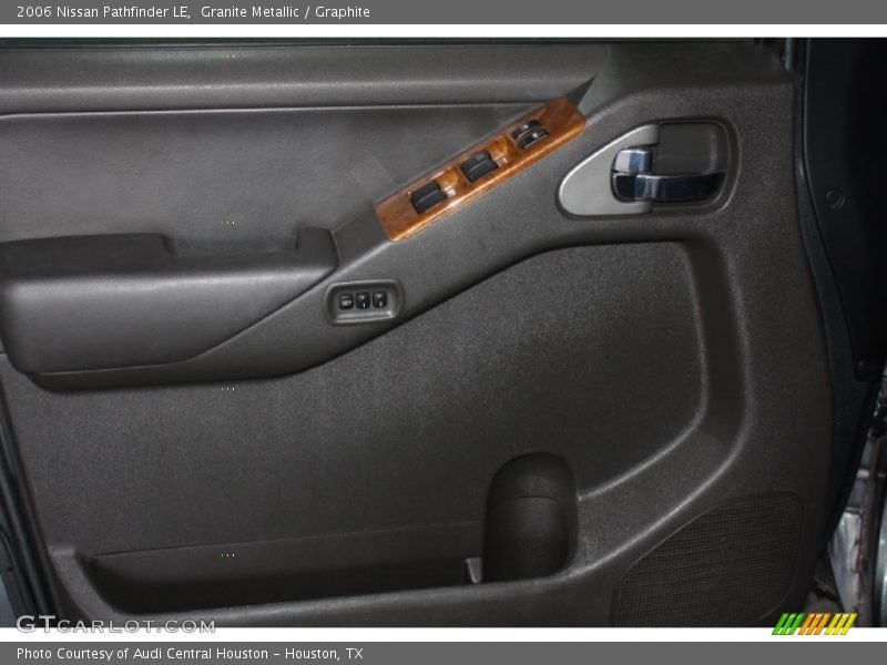 Granite Metallic / Graphite 2006 Nissan Pathfinder LE