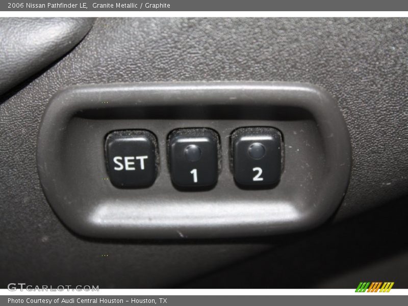 Granite Metallic / Graphite 2006 Nissan Pathfinder LE