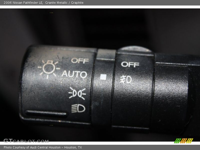 Granite Metallic / Graphite 2006 Nissan Pathfinder LE
