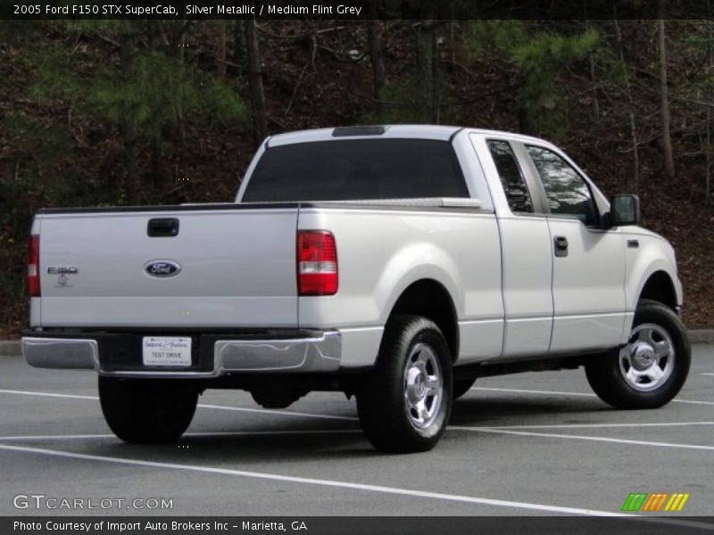 Silver Metallic / Medium Flint Grey 2005 Ford F150 STX SuperCab