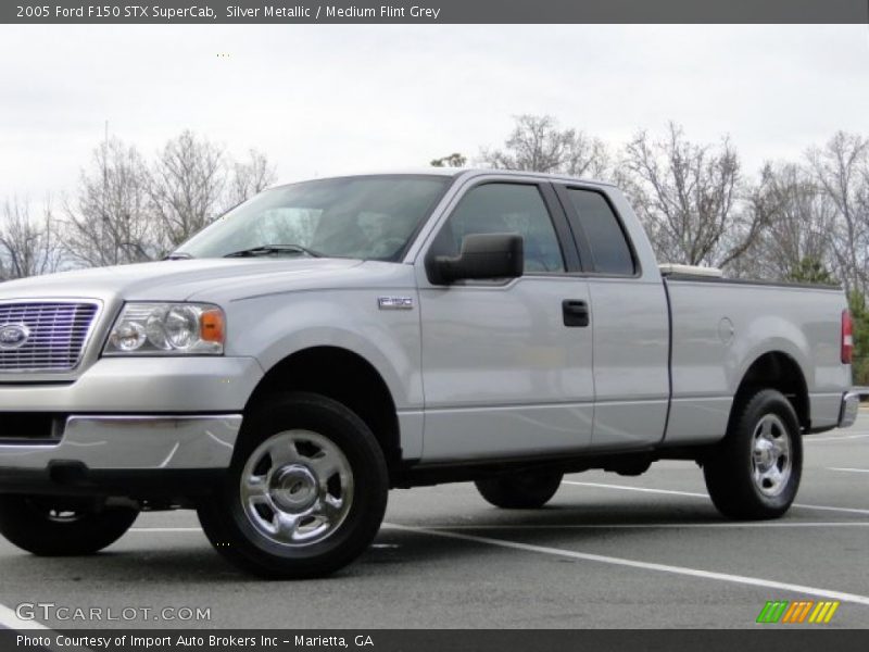 Silver Metallic / Medium Flint Grey 2005 Ford F150 STX SuperCab