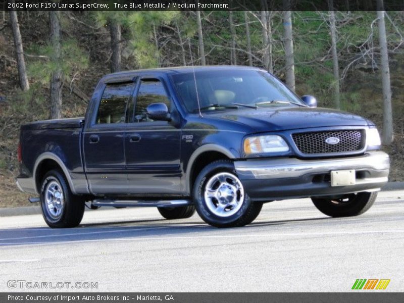 True Blue Metallic / Medium Parchment 2002 Ford F150 Lariat SuperCrew