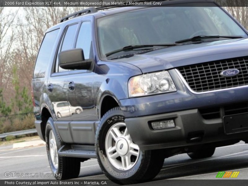 Medium Wedgewood Blue Metallic / Medium Flint Grey 2006 Ford Expedition XLT 4x4