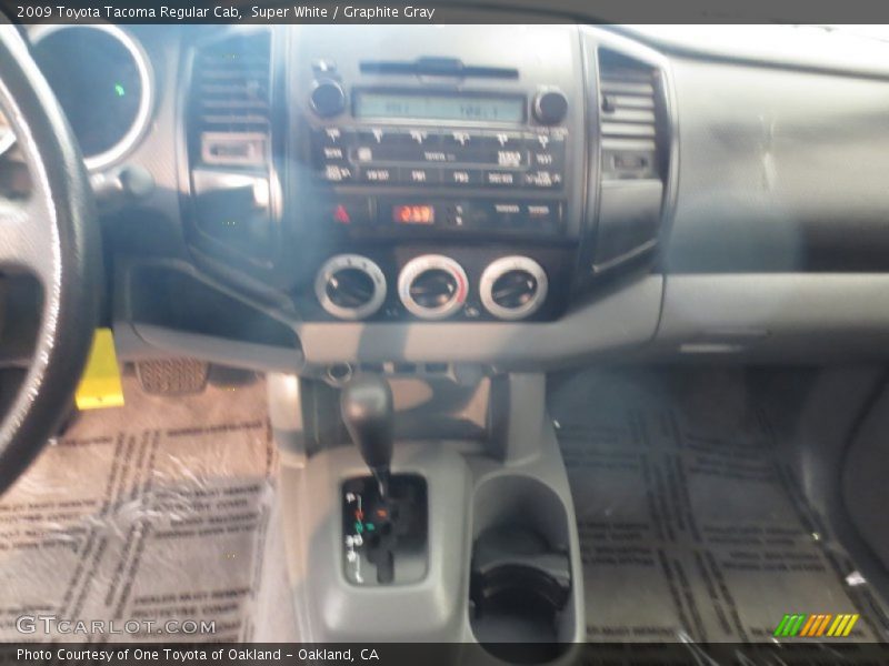 Super White / Graphite Gray 2009 Toyota Tacoma Regular Cab