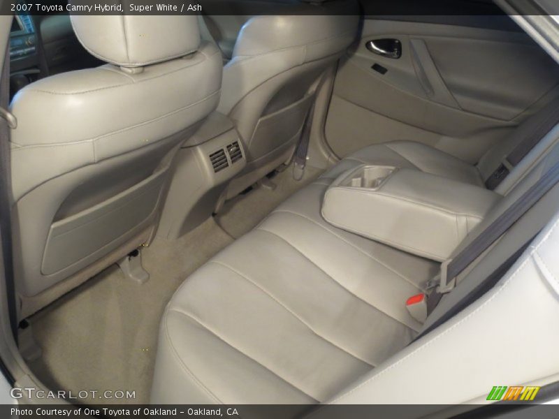 Super White / Ash 2007 Toyota Camry Hybrid