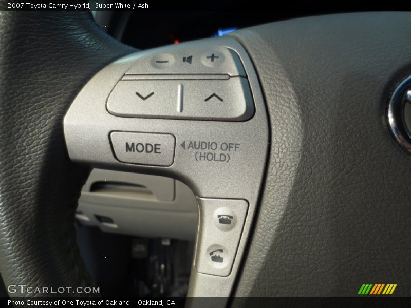 Super White / Ash 2007 Toyota Camry Hybrid