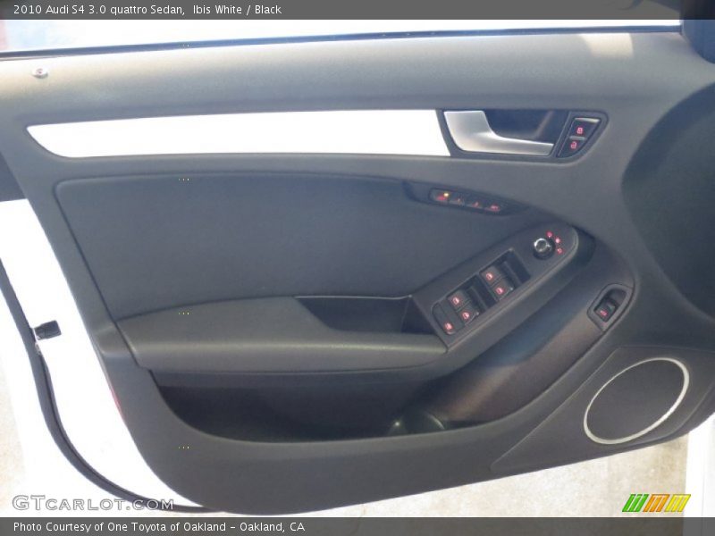 Ibis White / Black 2010 Audi S4 3.0 quattro Sedan