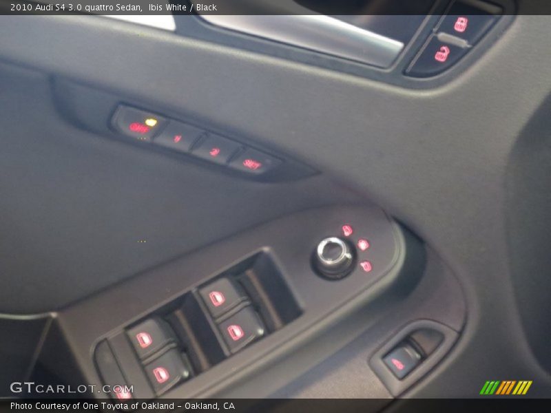 Ibis White / Black 2010 Audi S4 3.0 quattro Sedan