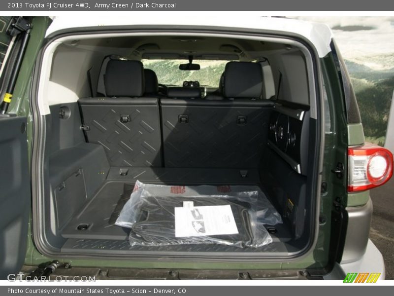 Army Green / Dark Charcoal 2013 Toyota FJ Cruiser 4WD
