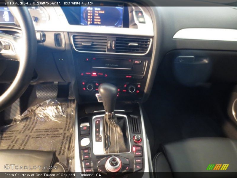 Ibis White / Black 2010 Audi S4 3.0 quattro Sedan