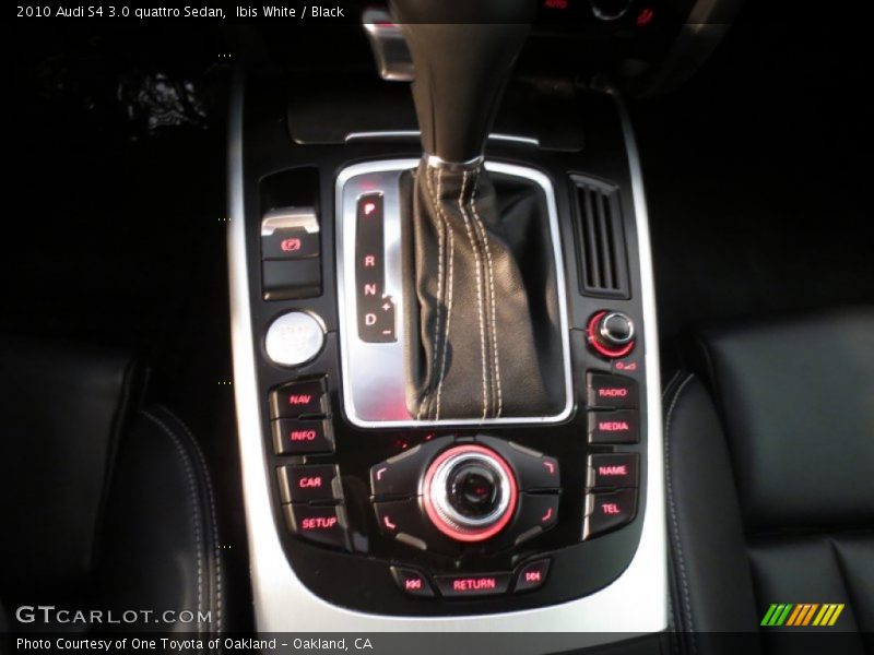 Ibis White / Black 2010 Audi S4 3.0 quattro Sedan