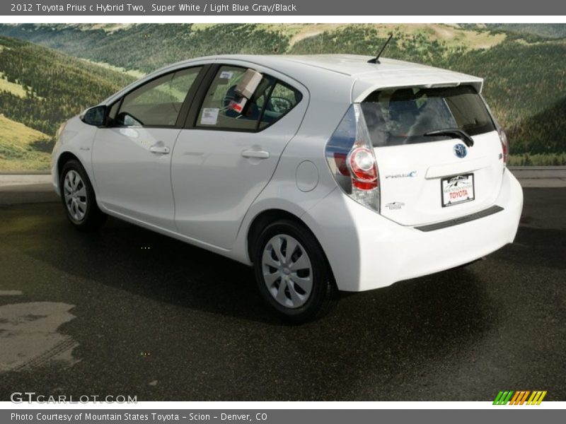 Super White / Light Blue Gray/Black 2012 Toyota Prius c Hybrid Two