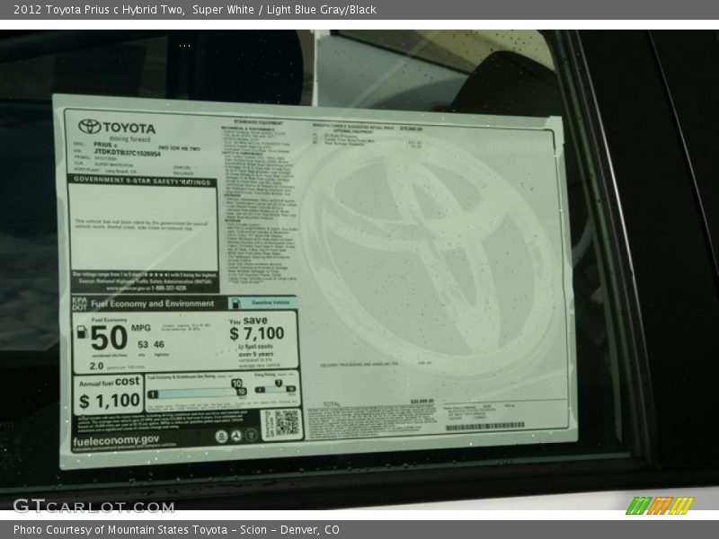 Super White / Light Blue Gray/Black 2012 Toyota Prius c Hybrid Two